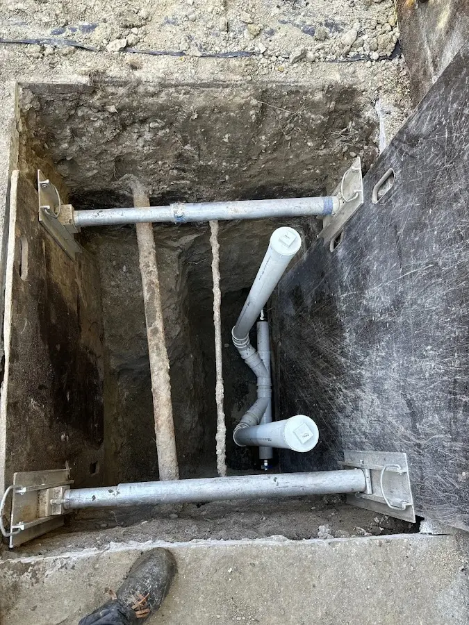 Experienced plumber completing Gas Line Repair work in Plainfield